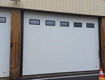 Pose de portes sectionnelles à Agen