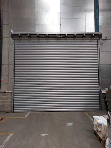 Pose d'un rideau métallique isolé à Montauban