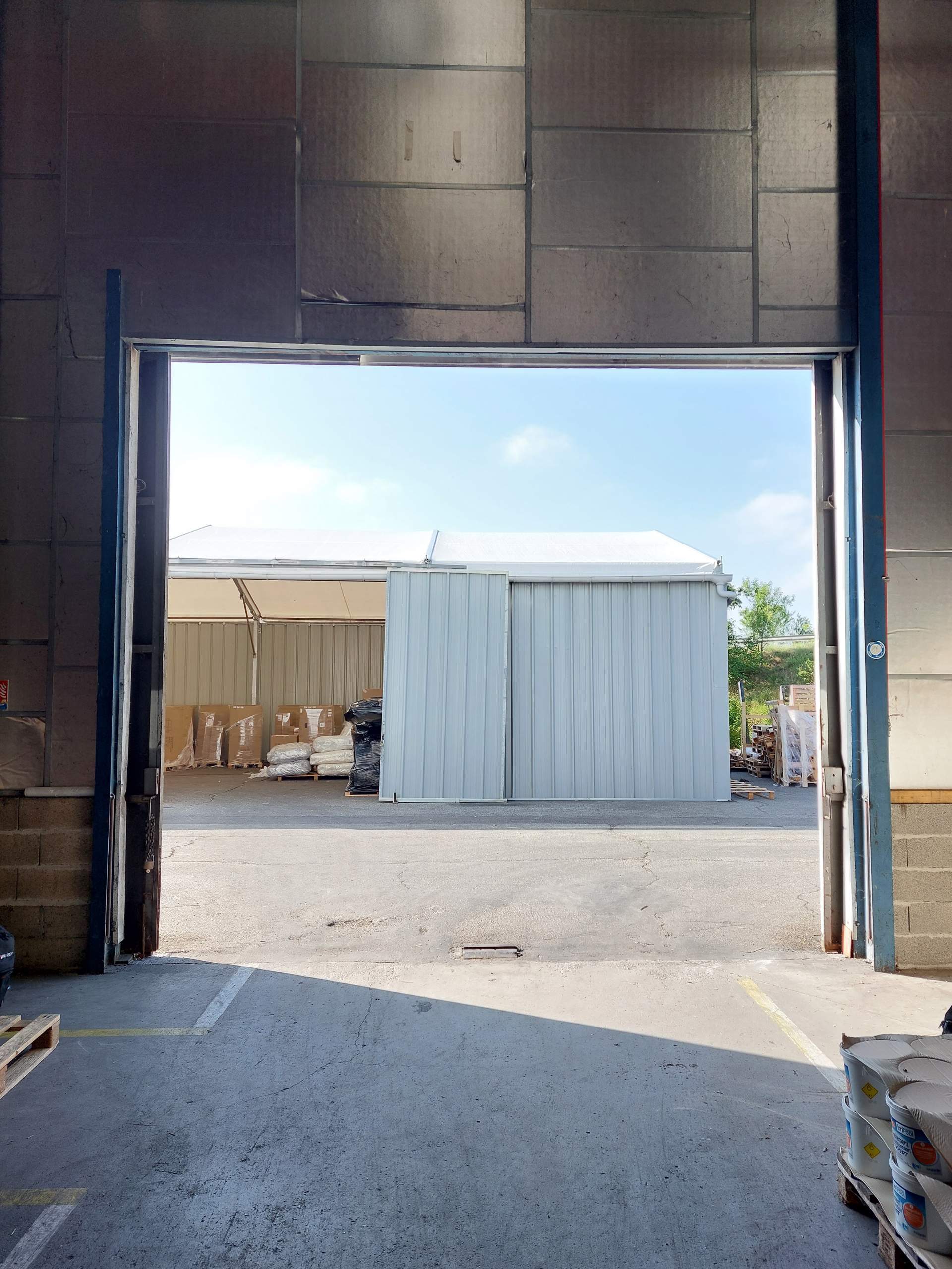 Pose d'un rideau métallique isolé à Montauban