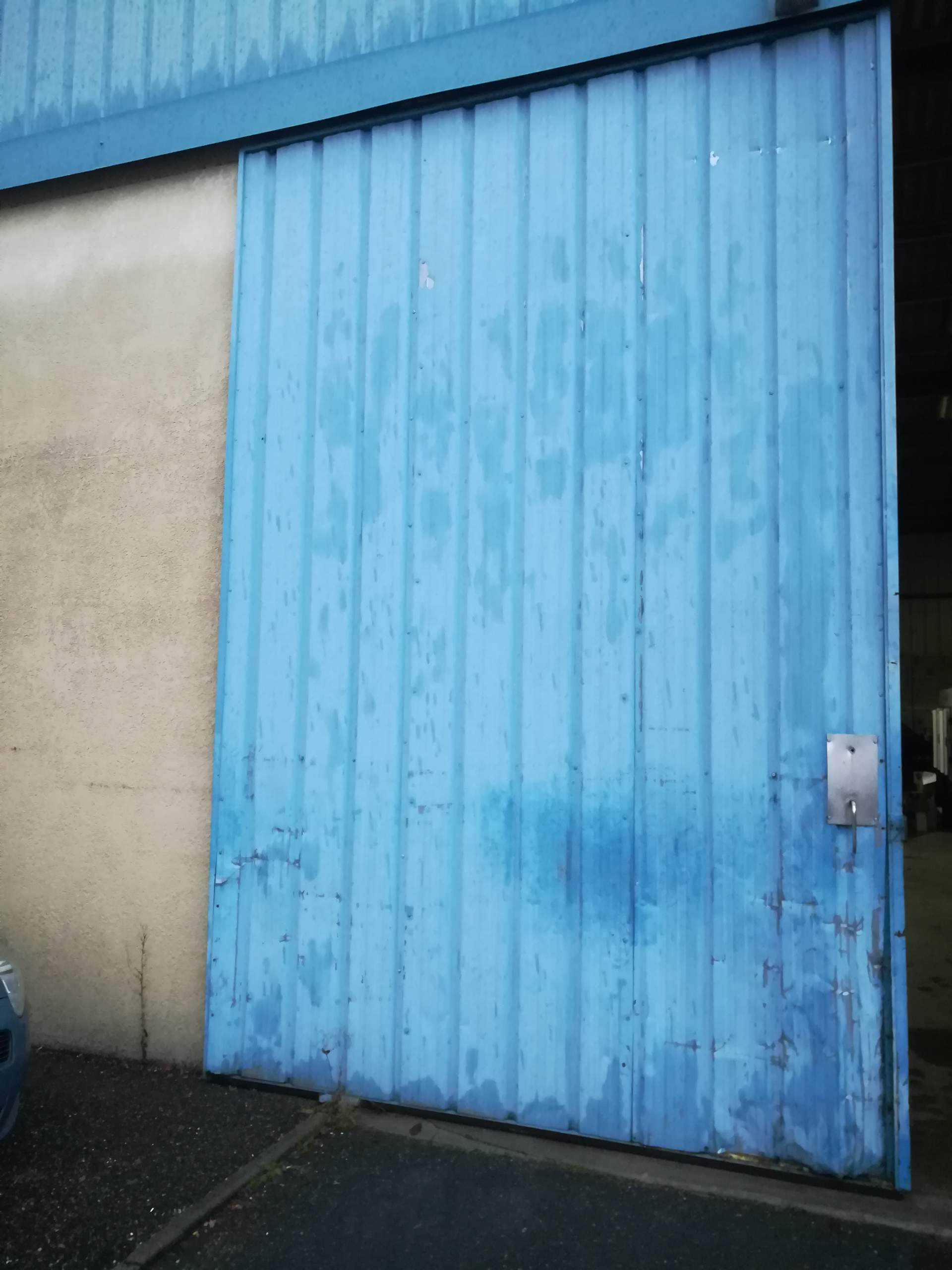 Remplacement de l’habillage sur deux portes coulissantes sur un site de stockage à BORDEAUX